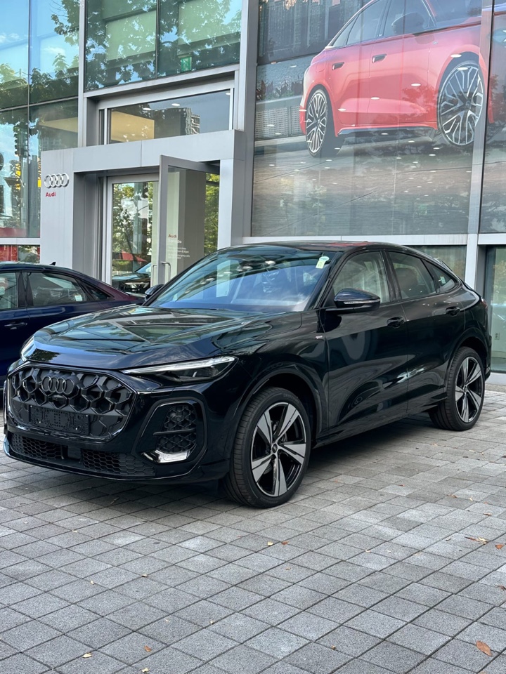 AUDI Q5 (В пути)